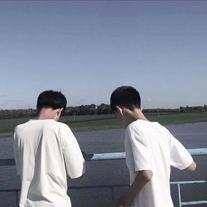 女人脱精光让男人桶
